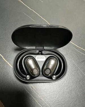 Spheroid True Wireless Black Earbuds Charging Case — Compact Portable Charging Box