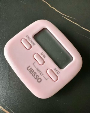 Digital Kitchen Timer — Compact LCD Countdown Timer with Start/Pause, Minutes & Seconds Buttons, Magnetic Back