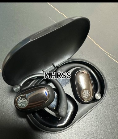 Spheroid True Wireless Black Earbuds Charging Case — Compact Portable Charging Box
